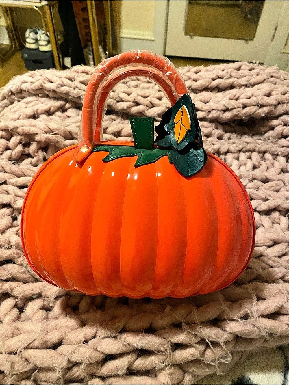 YTHOLUTE Pumpkin Crossbody Bag in Orange & Green